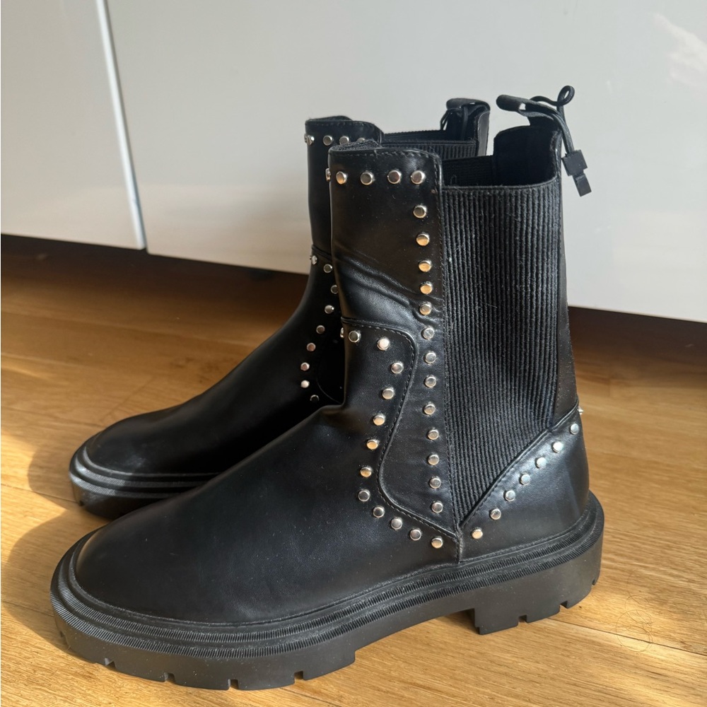 Zara Studded Boots (NEW/Never been worn)
